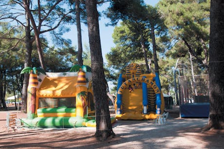 speeltuin camping Bi Village