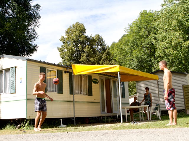 stacaravan Lime camping Domaine de Châlain