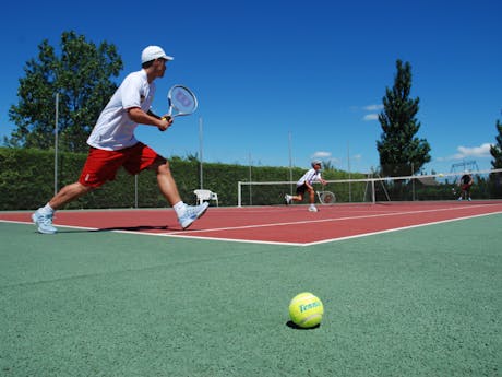 tennisbaan les tropiques