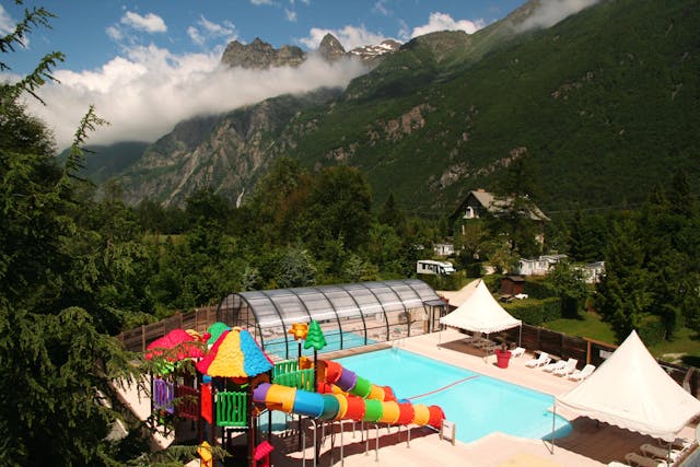 Camping Chateau de Rochetaillee