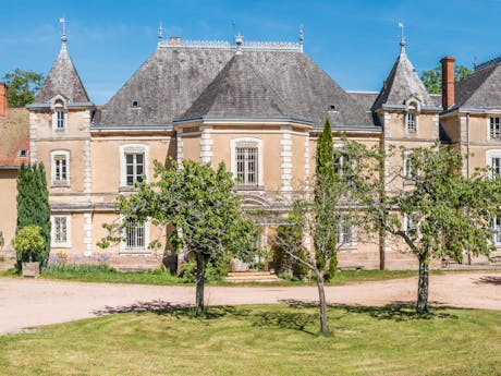 Chateau de Montrouant kasteel tuin