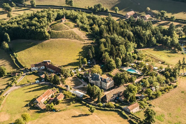 Chateau de Montrouant overzicht