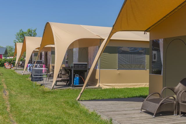 Grand Lodgetenten II camping de Pekelinge