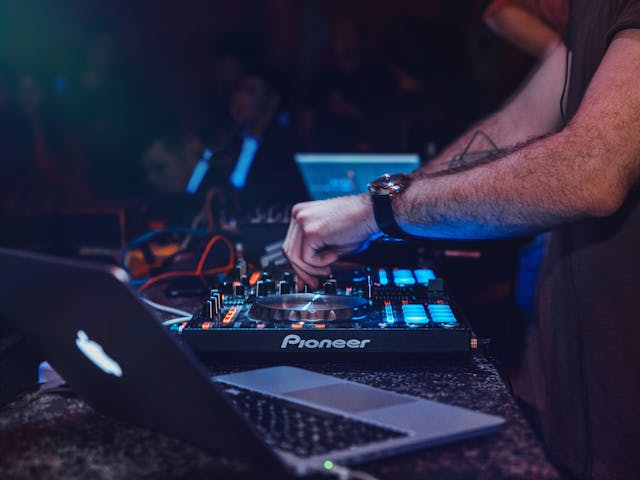 Disco gardameer DJ