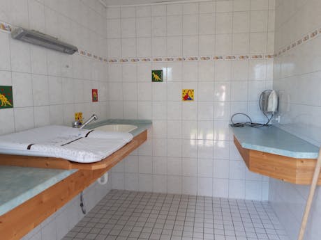 Camping Lackenhäuser babysanitair