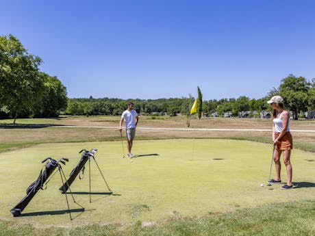 Camping Les Alicourts