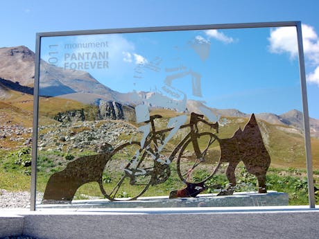 Monument Pantani Alpe d'Huez 
