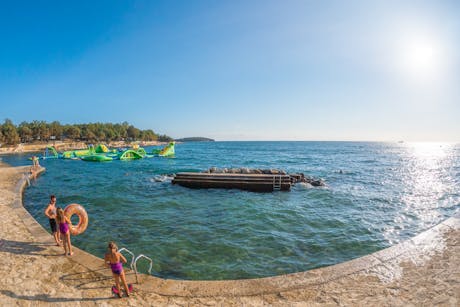 Camping Bijela Uvala zee