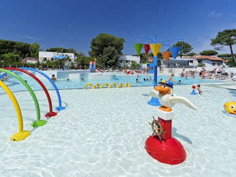 Camping Mare e Pineta zwembad