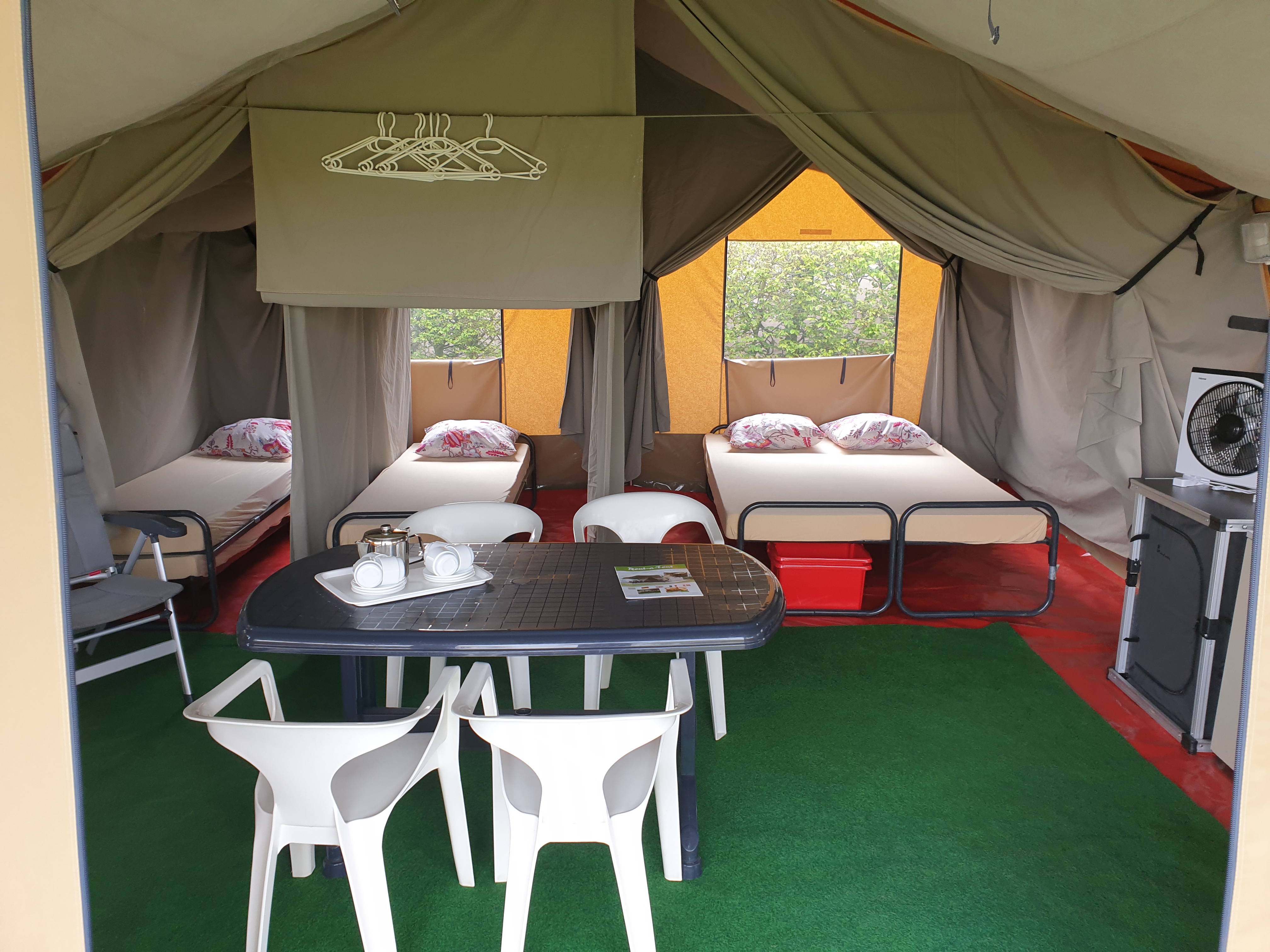 safari tent to rent