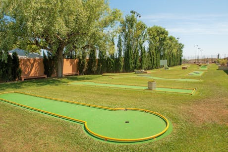 Camping Playa Brava minigolf