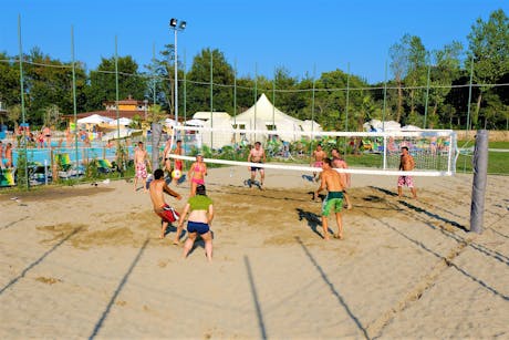 Camping Baia Verde volleybal