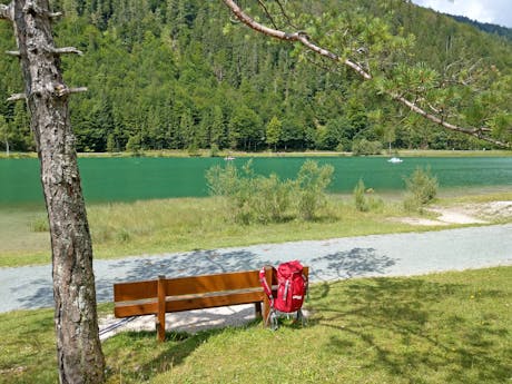 Oostenrijk - Tiroler Alpen - rust bij meer