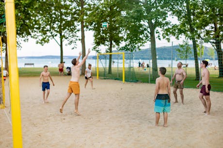 Camping Balatontourist Fured volleybal