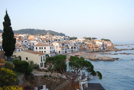 Catalonie - Spanje dorpje aan kust