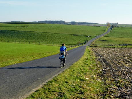 België Wallonië fietser onderweg 