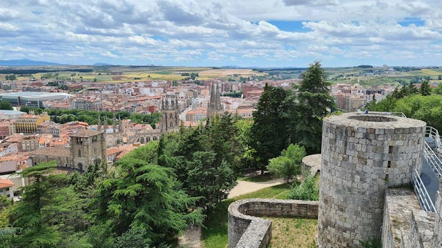 Uitzicht over Burgos in Spanje Camino Frances