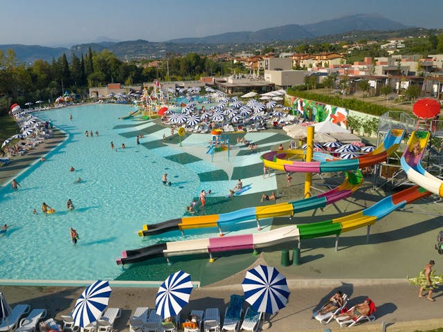 Camping Cisano San Vito zwembad