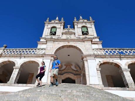 Nazare - Fatima - Portugal - wandelaars