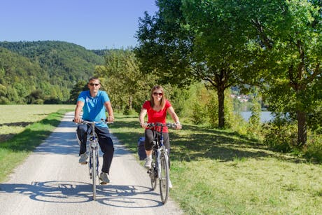 Altmuhl Radweg fietsers © Donau Touristik