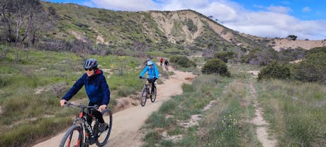 Onbekend Navarra fietsers in heuvels