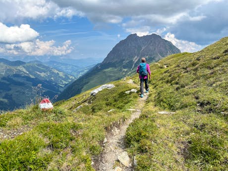 Neukirchen wandelweg wegwijzer Eurohike