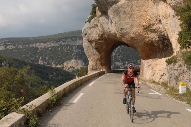 Fietser Gorges de la Nesque Provence